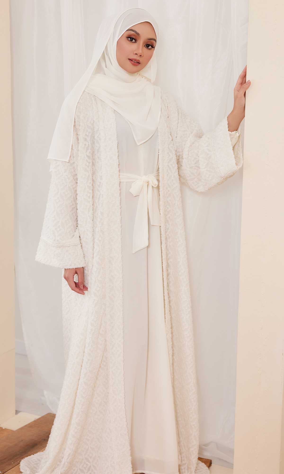 Tahiira Dress in Off White